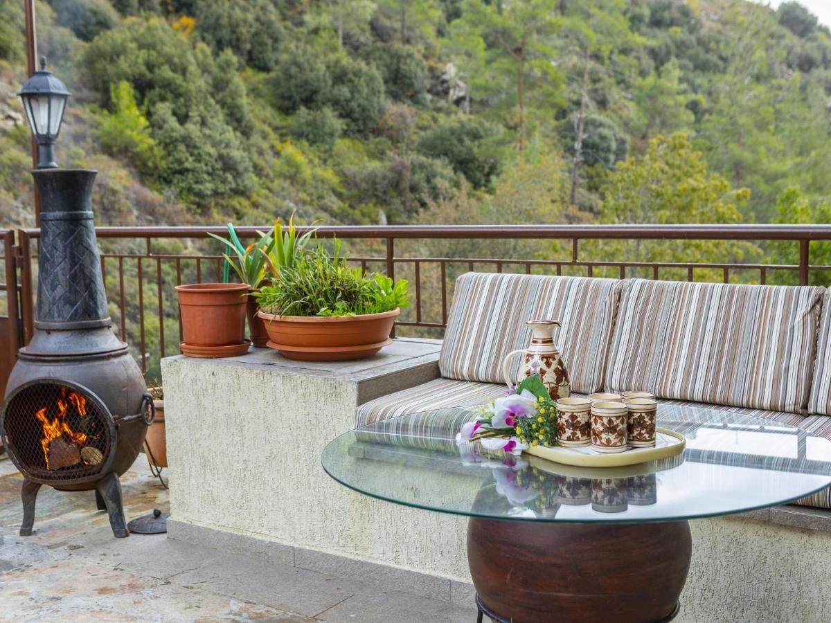 Troodos Riverside Cottage Kato Amiandos Exterior foto